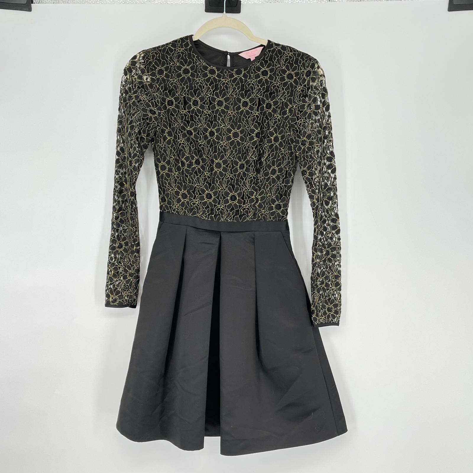 Ted Baker Black Gold Lace Sleeve Long Sleeve Fit Flare Dress Size 0 Cocktail